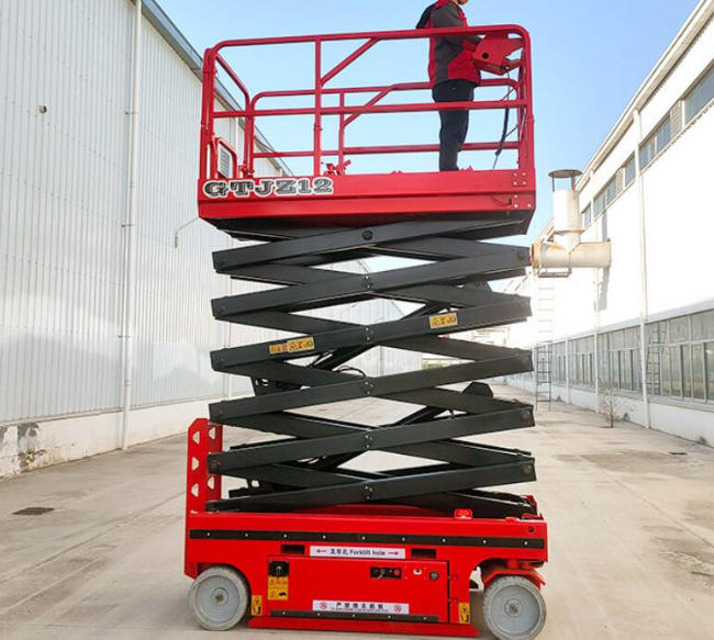 景县自行走移动式升降机